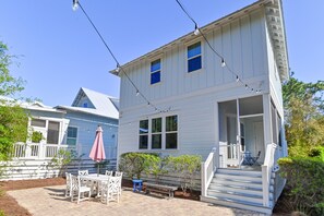 Exterior - 🏖️Great Outdoor Space | 4 Bikes | Awesome Neighborhood Perks | Seabreezy🏖️ (Santa Rosa Beach)