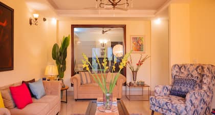 Charming 2-bedroom bed & breakfast in pleasant New Delhi Central