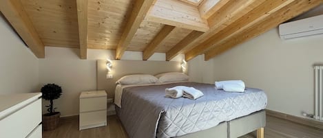 Huoneisto | Pimennysverhot, silitysrauta/-lauta, ilmainen Wi-Fi