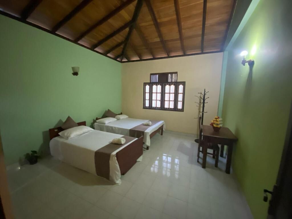 Familieværelse - udsigt til have