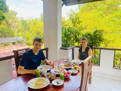GB Royal Stay Nuwara Wewa