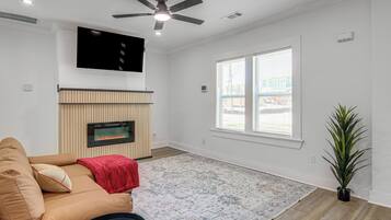 Nhà (4 Bedrooms) | Nội thất