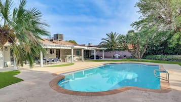 House (3 Bedrooms) | Front of property