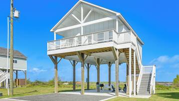 House (2 Bedrooms) | Front of property