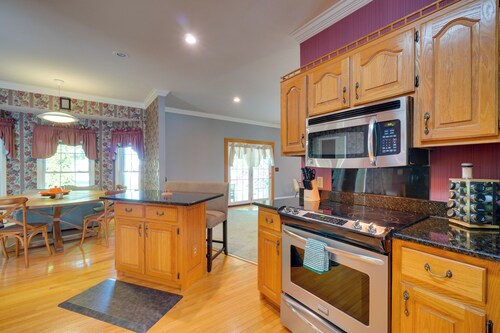4 Mi to Dale Hollow Lake! Countryside Retreat