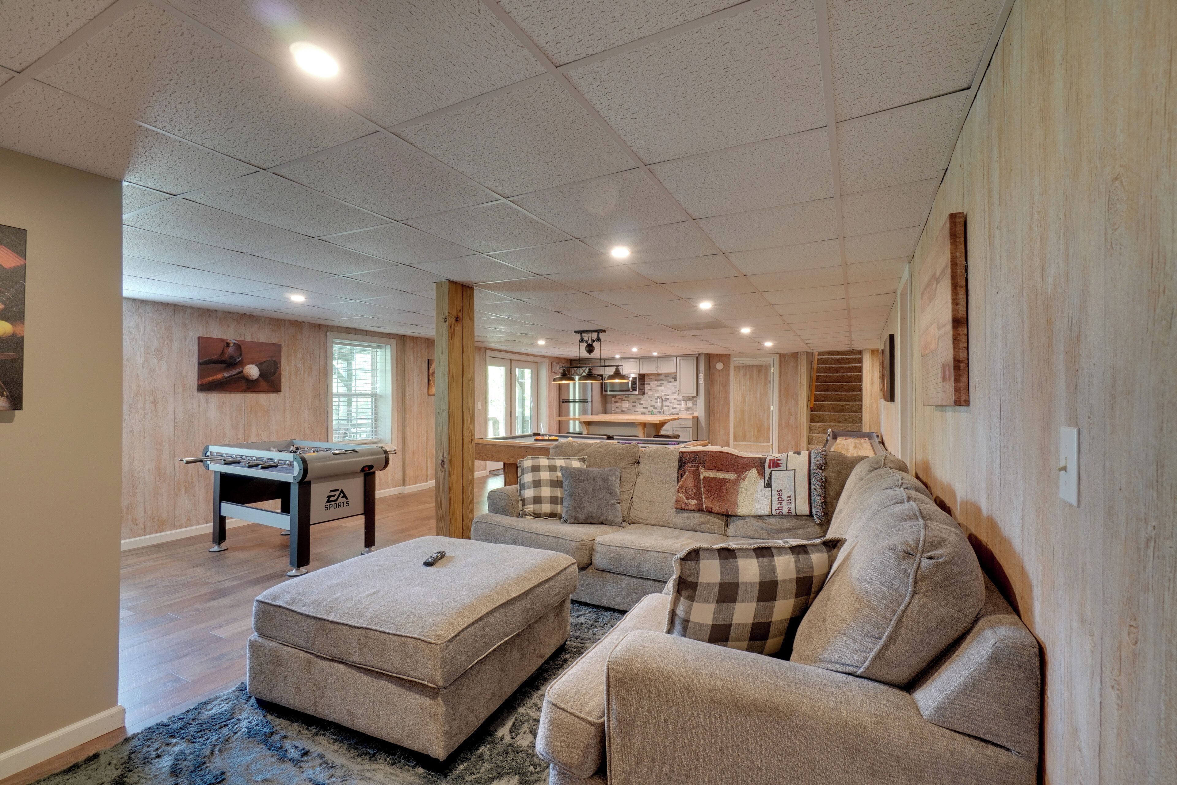 House (5 Bedrooms) | Interior