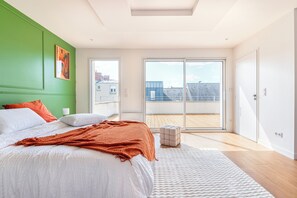 4 bedrooms, desk, iron/ironing board, free WiFi - Maison Alta - BIG House in the city- Rooftop, Garage. N°1 in Angers (Angers)