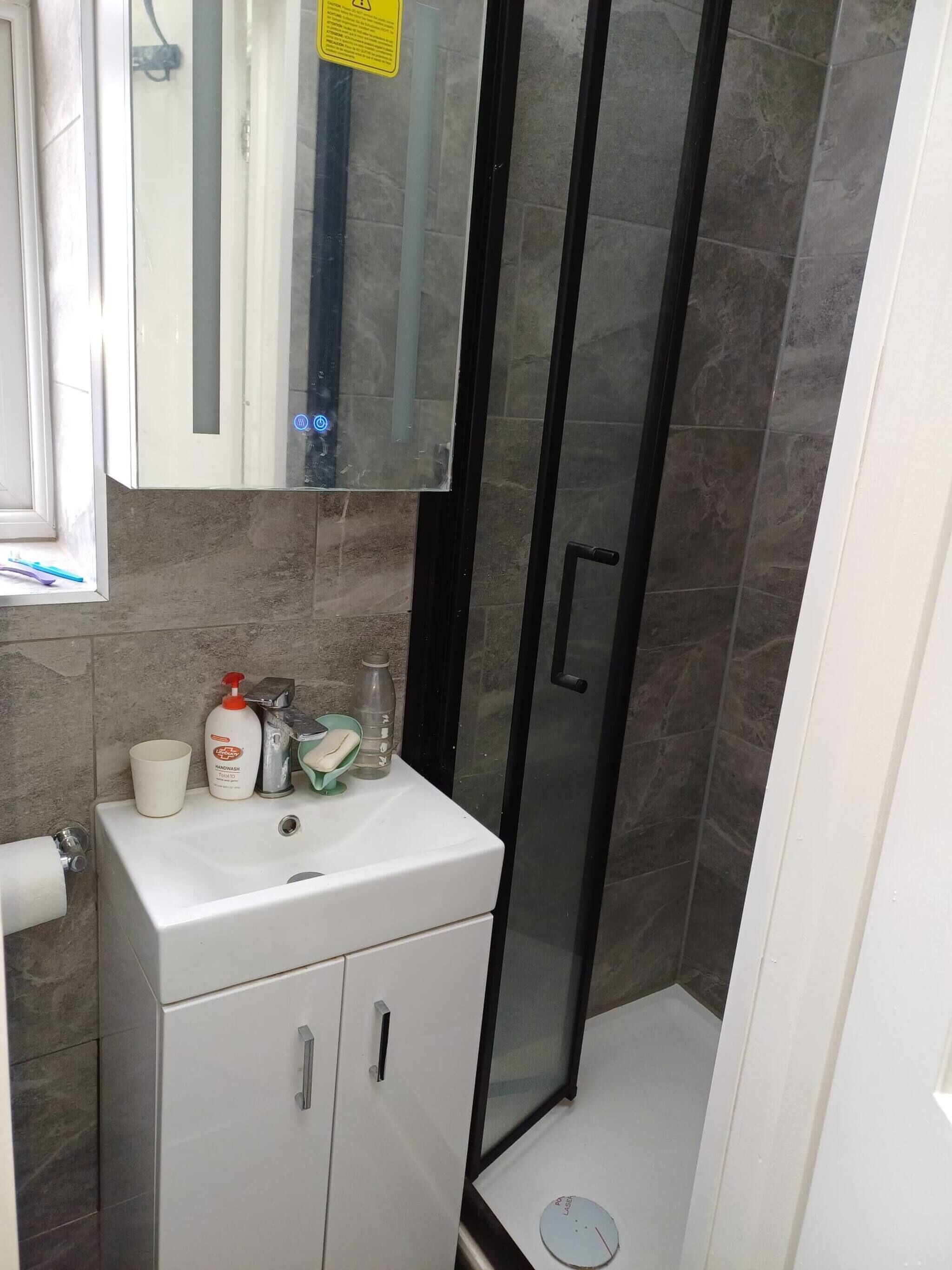 Shared Dormitory, 1 Bedroom | Bathroom