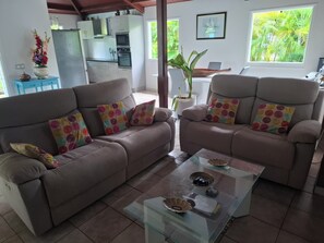 Living area - Villa Bleu 2 bedrooms with pool (Sainte-Anne)
