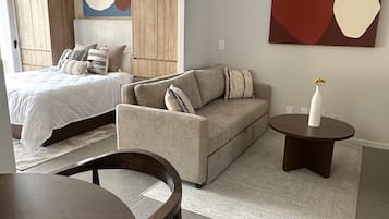 TV connectée de 50 cm avec chaînes par câble, services de streaming