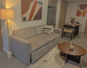 Smart TV de 50 cm con canales por cable y servicios de streaming 