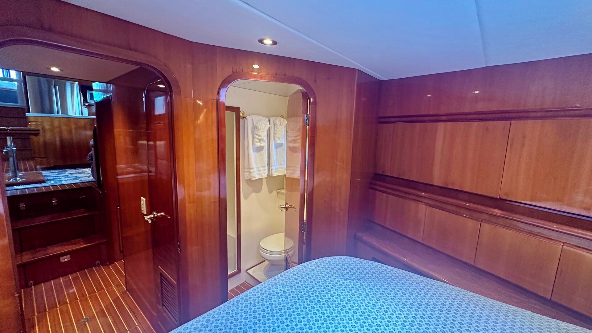 3 chambres, fer et planche à repasser, accès Internet, draps fournis
