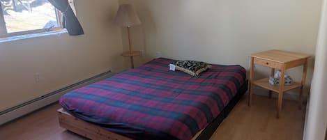 2 habitaciones, internet y ropa de cama