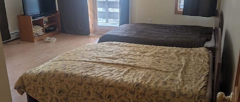 2 間睡房、上網、床單