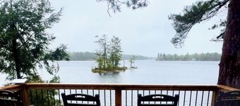 Peaceful Lakefront Cottage - Large Deck, Dock & Rustic Outdoor Charm