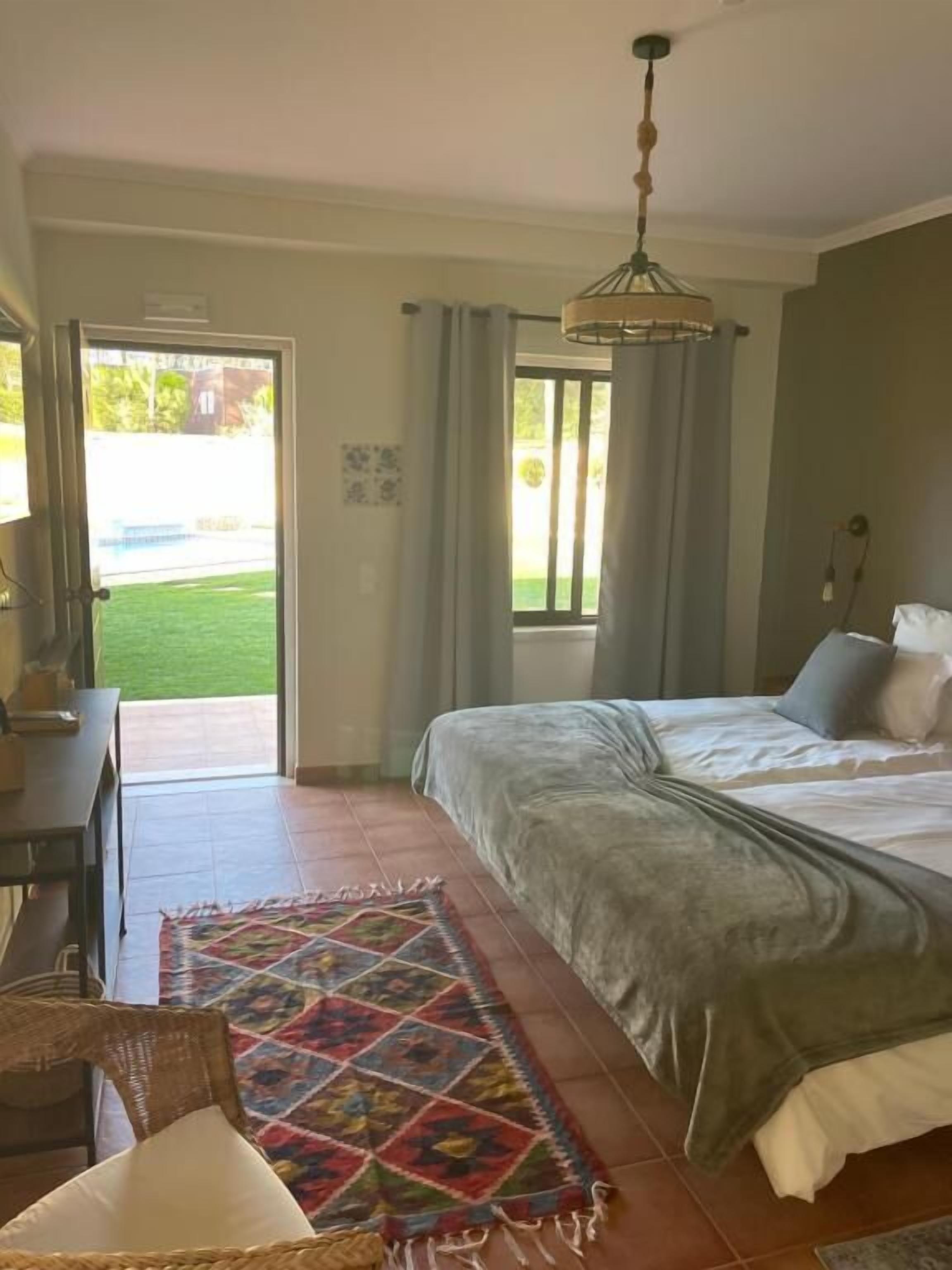 Kamar Twin Comfort, patio, pemandangan kolam renang