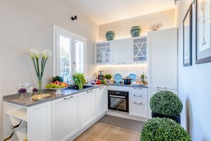 Villa | Private kitchen - Villa in Sardinia Near Porto Ottiolu Beach (Budoni)