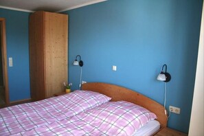2 bedrooms, travel cot - Ferienwohnung in Orth auf Fehmarn (Orth)