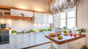 Ảnh chưa phân loại, 4 trong số 39 ảnh, nút