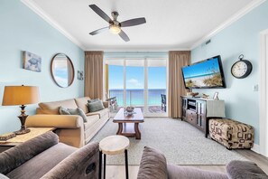 TV - ☀️Gulf Front | Free Beach Service | Gorgeous Views | Emerald Isle 1207🌴 (Panama City Beach)