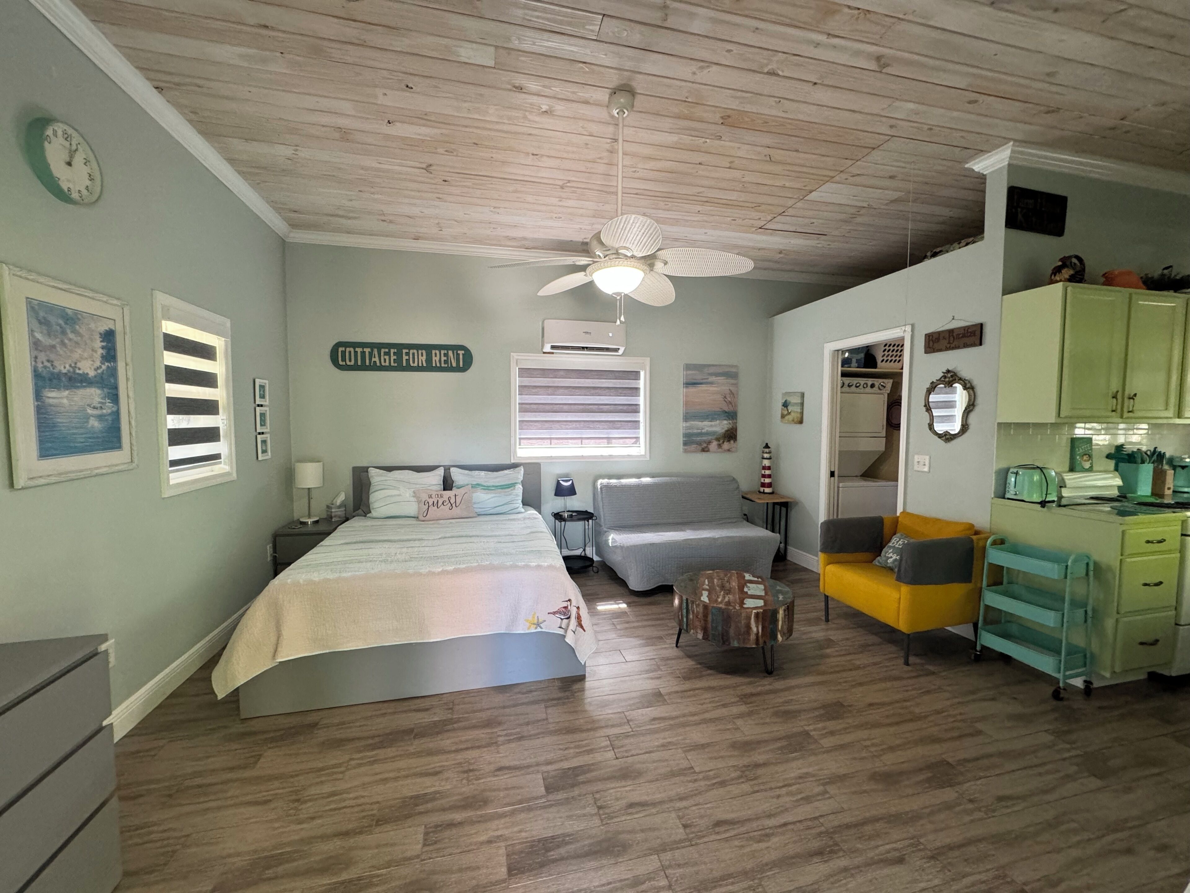 1 bedroom, iron/ironing board, WiFi, bed sheets
