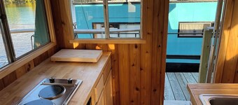 Houseboat Sweet Pea A Romantic Fall Houseboat Escape