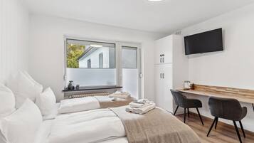 2 Schlafzimmer, Bügeleisen/Bügelbrett, WLAN, Bettwäsche