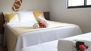 Villa | Blackout drapes, iron/ironing board, free WiFi