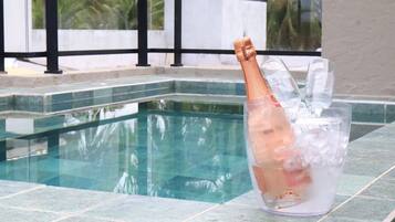Villa | Pool | Outdoor pool