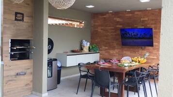 Villa | Outdoor dining