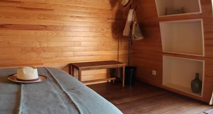 Cabane La Pocquita, a wooden cocoon to reconnect with nature.