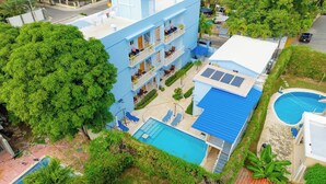 Ảnh chưa phân loại, 3 trong số 17 ảnh, nút