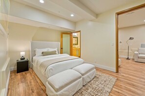 4 Schlafzimmer, Bügeleisen/Bügelbrett, Reisekinderbett, kostenloses WLAN
