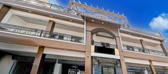 Hotel Evergreen Clarks