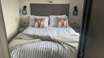 3 bedrooms, individually decorated, individually furnished, free WiFi