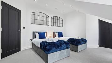 Apartment, 2 Bedrooms | 3 bedrooms