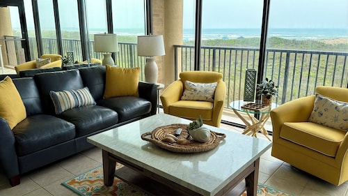 New Listing! Beachfront 2 Bdrm Condo, Family Friendly. Make great memories here!