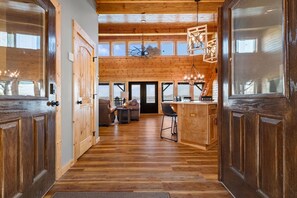 Interior - Private Island Retreat on Weiss Lake (Cedar Bluff)