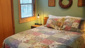 2 chambres, fer et planche à repasser, Wi-Fi, literie fournie