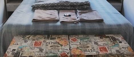 2 chambres, fer et planche Ă repasser, Wi-Fi, draps fournis