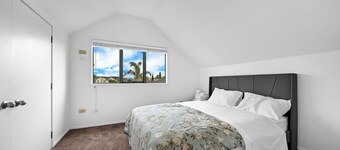 ✨ Spacious Family Home | Sleeps 8 | Close to Airport & Manukau