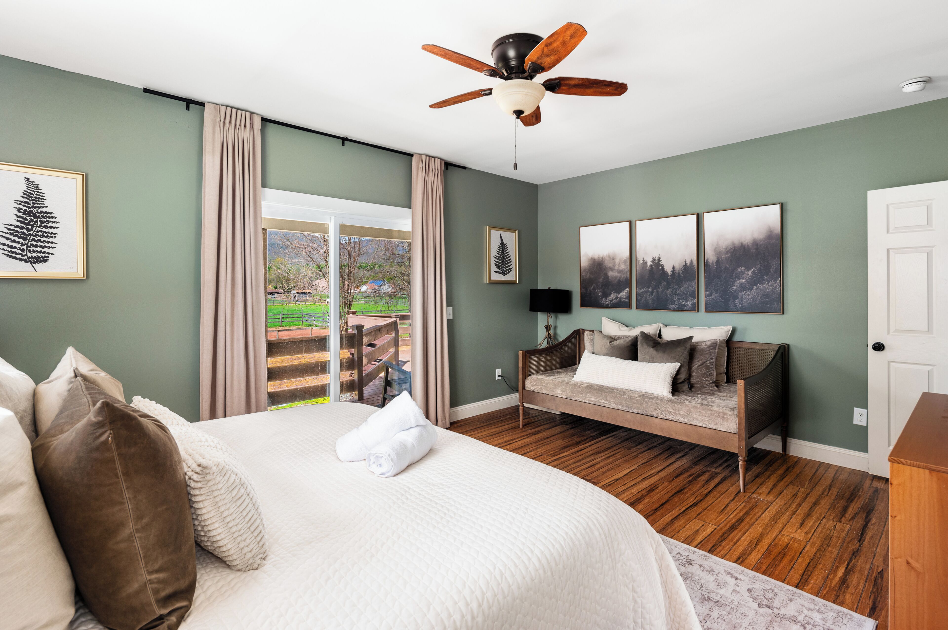 4 chambres, Wi-Fi gratuit, draps fournis