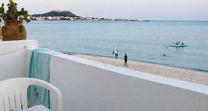 Lovely waterfront apartment in La Marsa