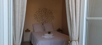 Town house in Lot et Garonne with private courtyard