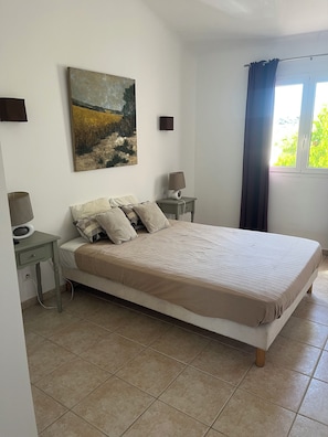 2 chambres, accĂšs Ă Internet, literie fournie