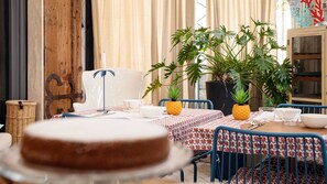 Dining - A'mare Luxury Rooms (Diano Marina)