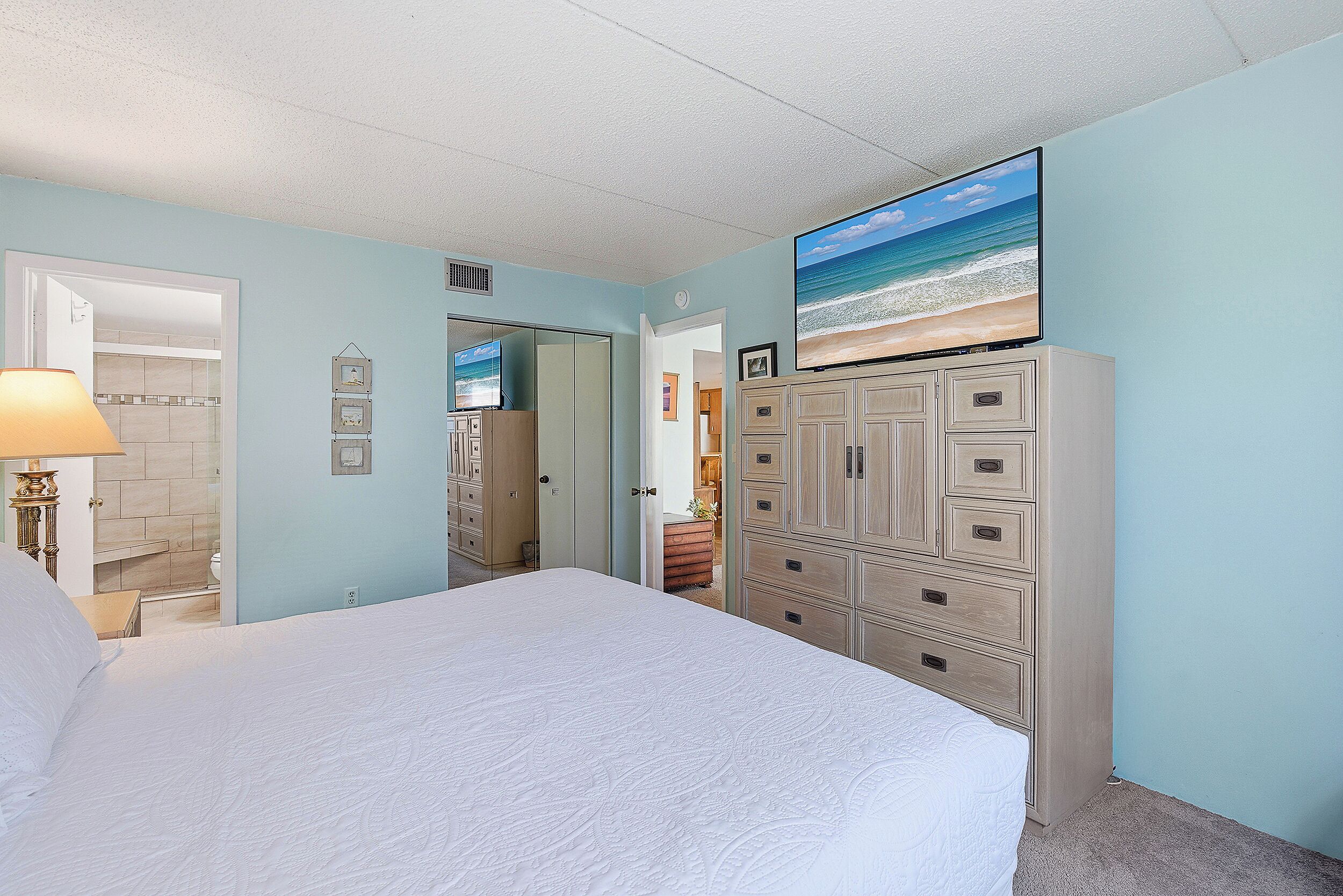 2 habitaciones, escritorio, wifi gratis y ropa de cama 