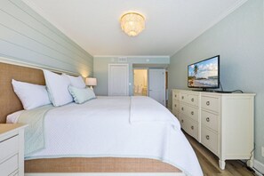 2 Schlafzimmer, Schreibtisch, Bügeleisen/Bügelbrett, WLAN