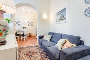 Apartment | Living room - Apartment in Lucca With Private Garden (Lucca)