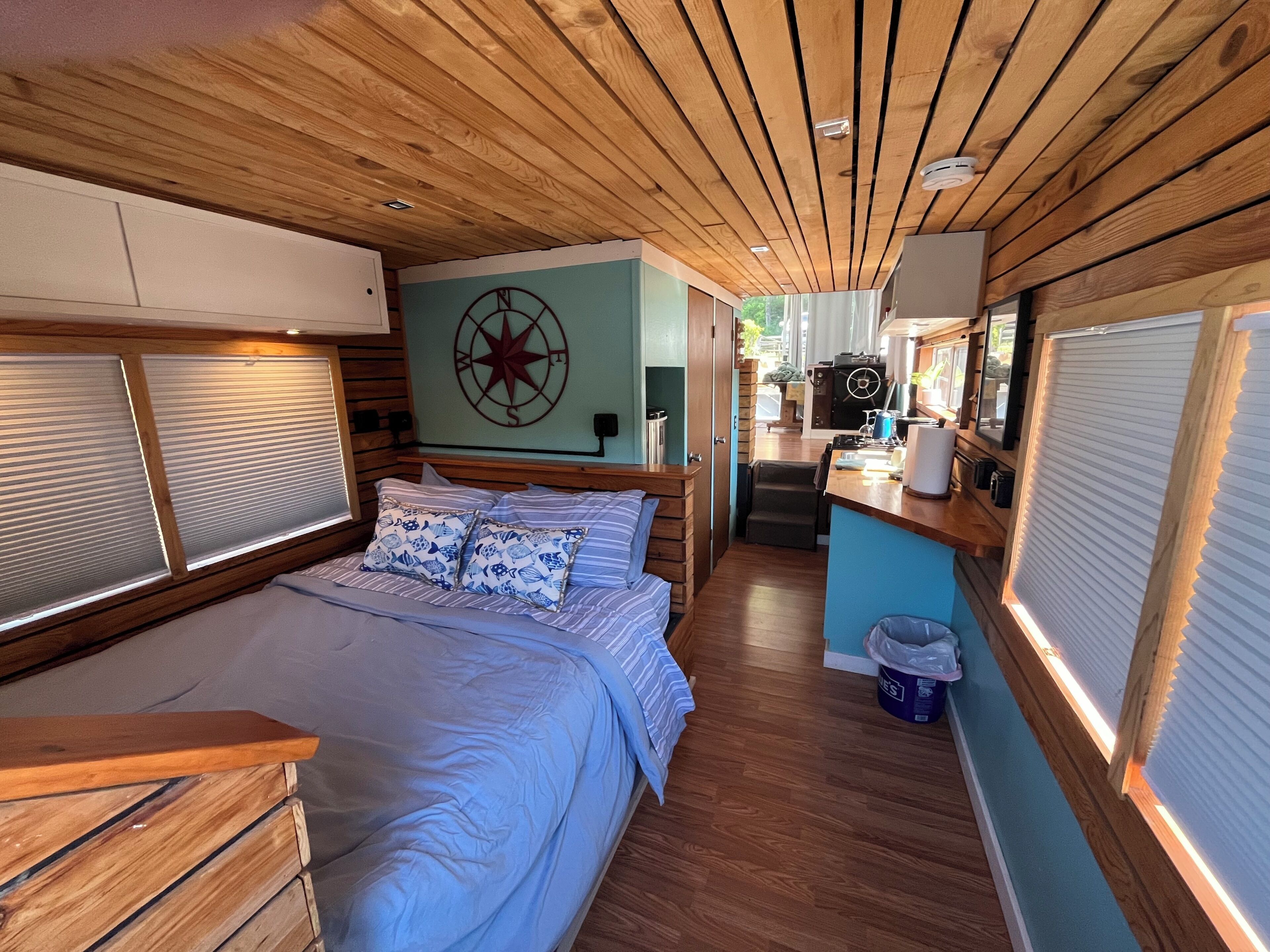 1 quarto, Wi-Fi de cortesia, roupa de cama